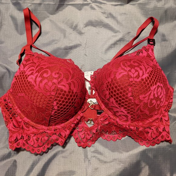 Red lace bra set with panty and garter belt, 38C, XL